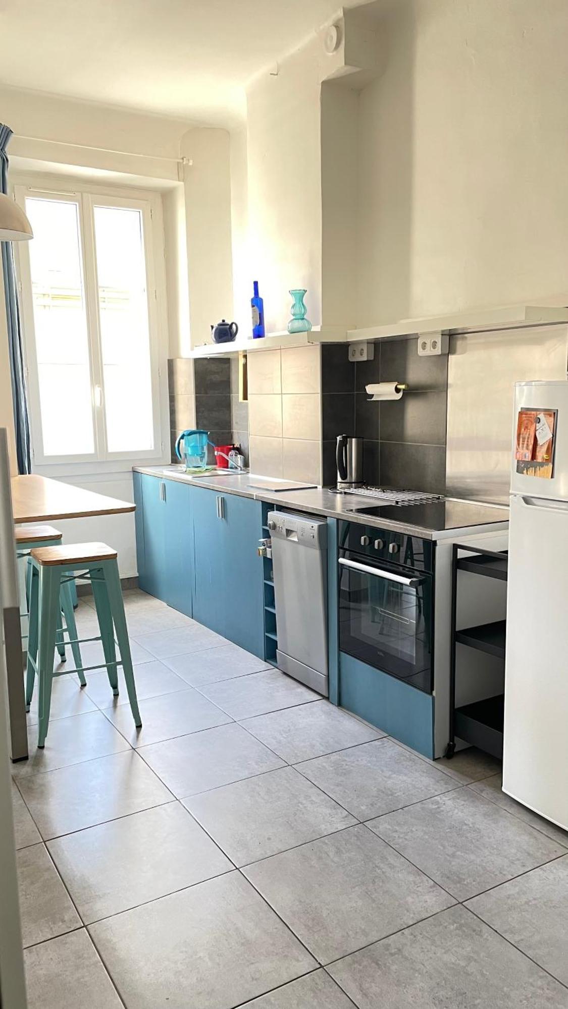 Confort, Central Studio Apartment